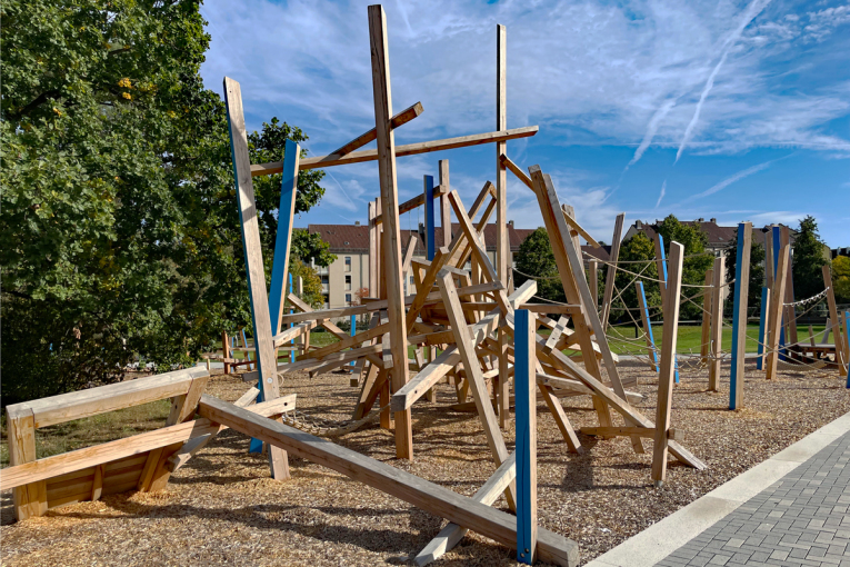 Kletterlandschaft (André Winkel / Stadt Nürnberg) Annette-Kolb-Anlage Langwasser