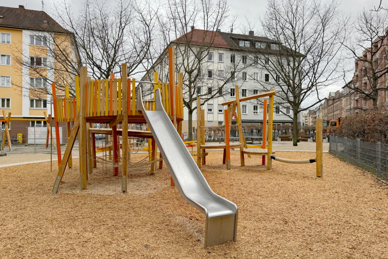 Fentitzerplatz: Kletterlandschaft