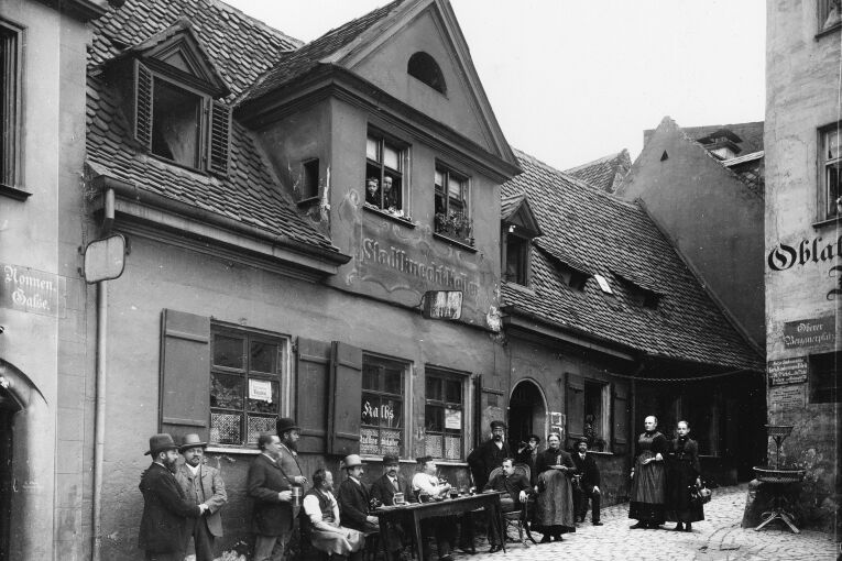 1912 befand sich an dieser Stelle ein Lokal, © unbekannt / Stadtarchiv Nürnberg Einst floss hier Bier
